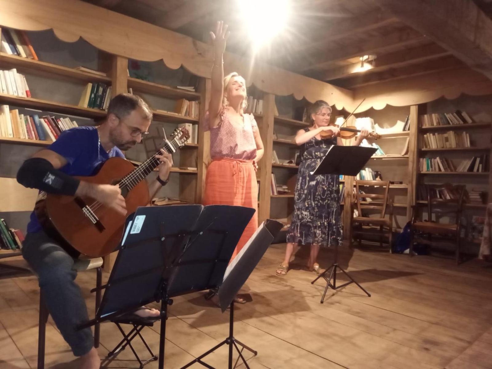 ホテル La Ferme Des Cevennes Florac エクステリア 写真